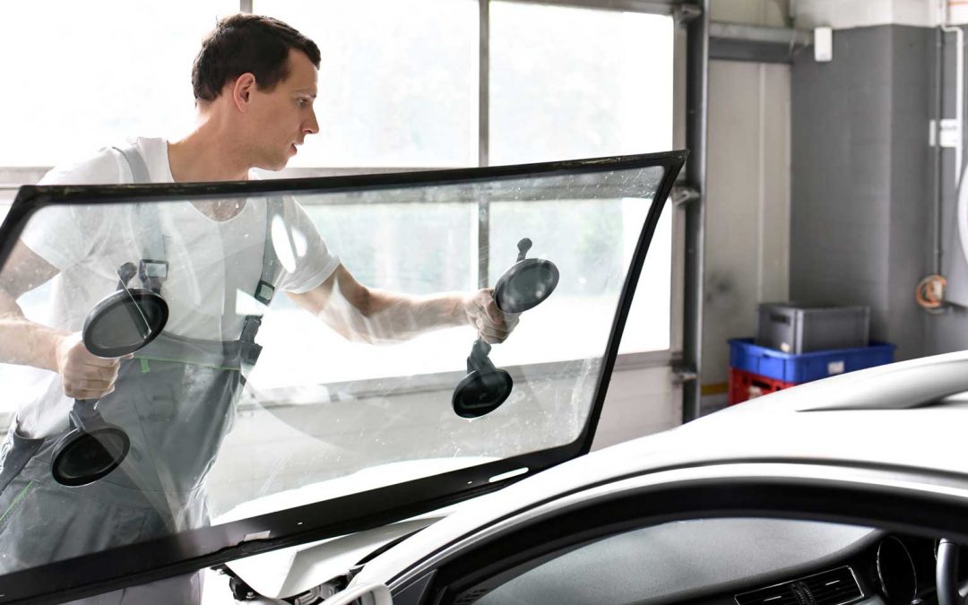 Auto Glass Replacement Service