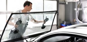 Auto Glass Replacement Service