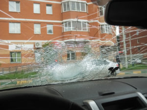 How to Break a Windshield to Escape a Wreck
