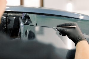 How to Remove Window Tint Safely