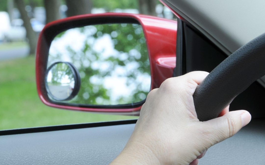 When to Replace Your Car Mirror